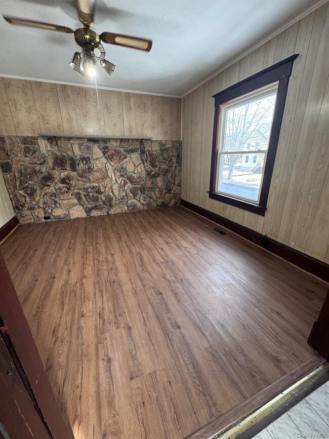 Building Photo - 709 Tower Ave