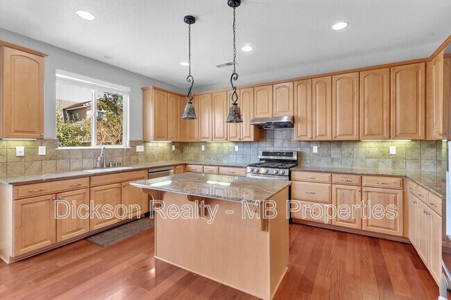 Building Photo - 2125 Peaceful Valley Dr