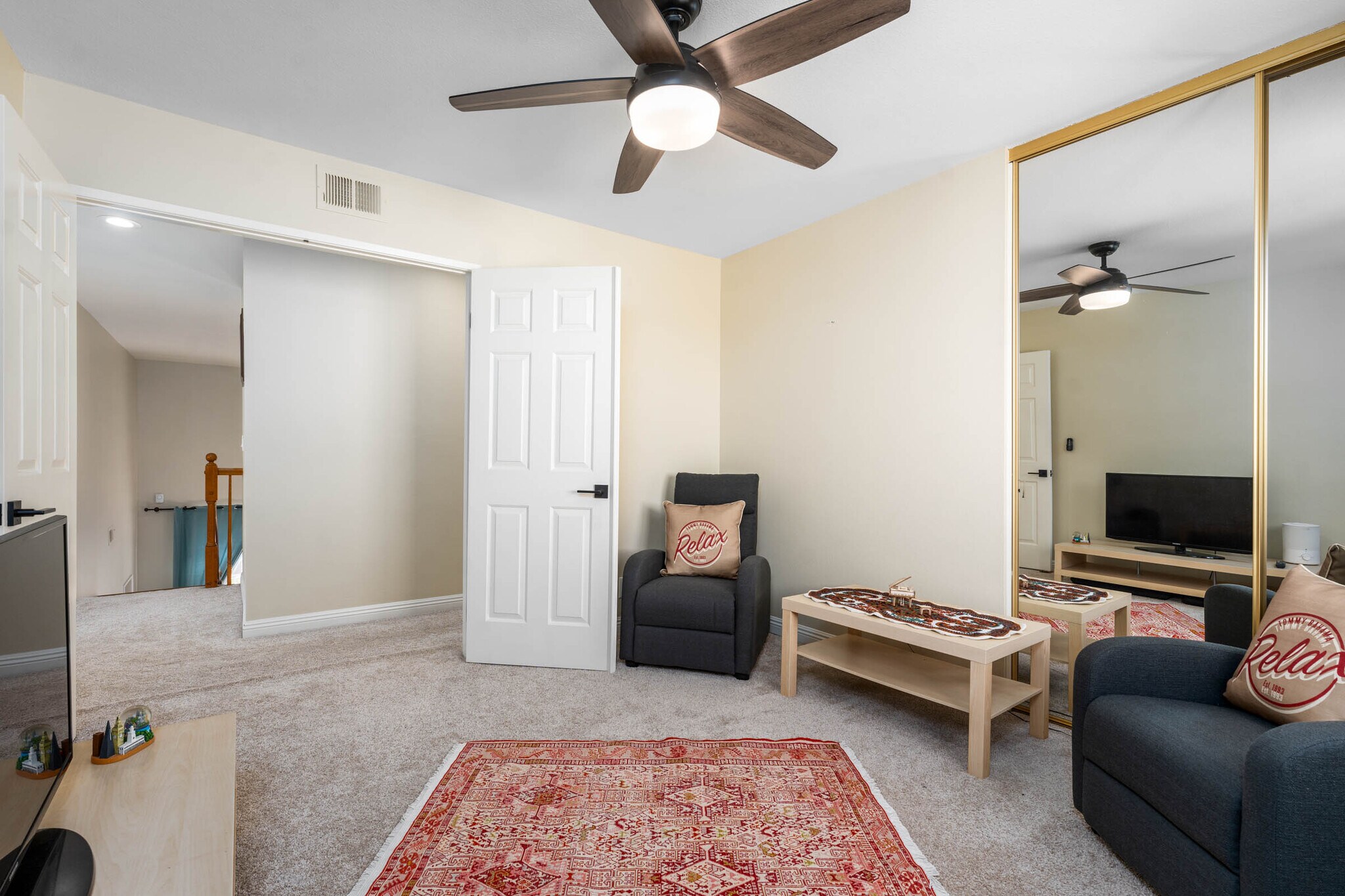 Building Photo - 2286 Willow Ave