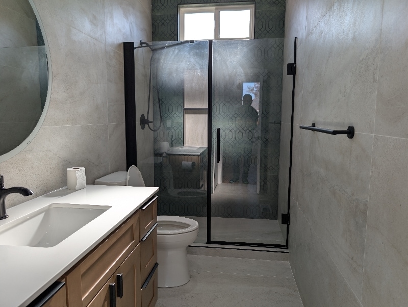 Building Photo - 3036 Greenwood Dr