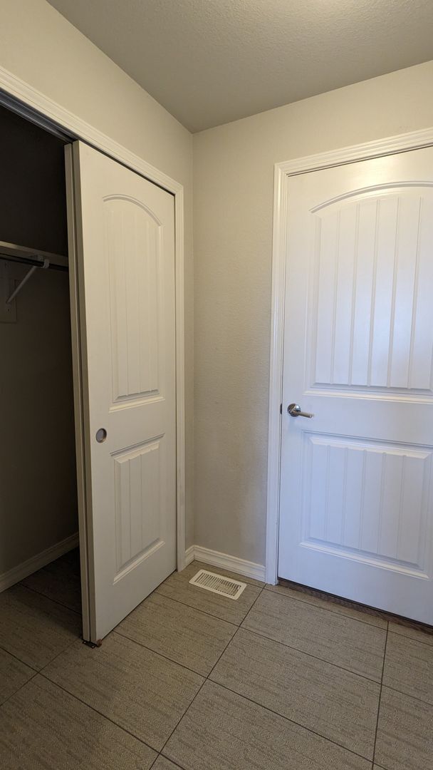 Building Photo - FOUR BED/3 BATH PRAIRIE STYLE HOME WITH GOURMET KITCHEN IN CORDERA NEIGHBORHOOD!