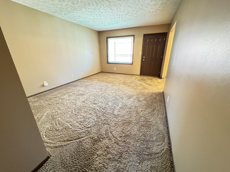 Building Photo - 1800 Knox St