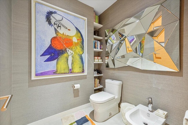 Building Photo - 1180 N Federal Hwy