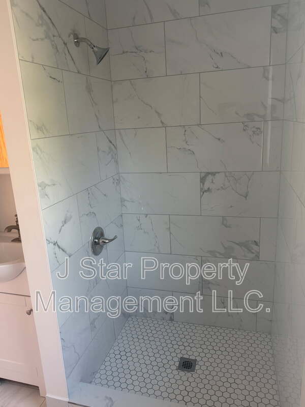 Building Photo - 2851 Kutztown Rd