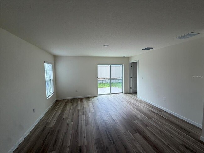 Building Photo - 7804 SW 46th Ct