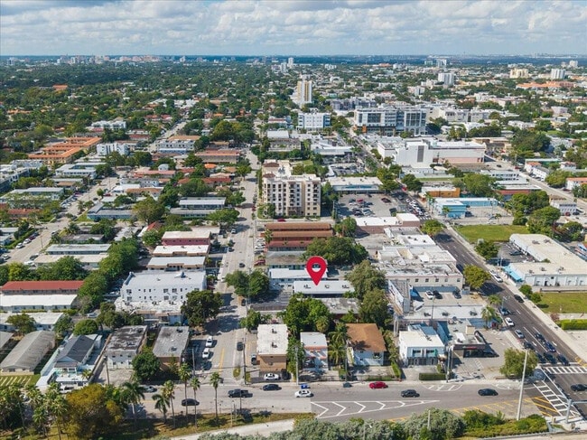 Building Photo - 421 SW 9th St