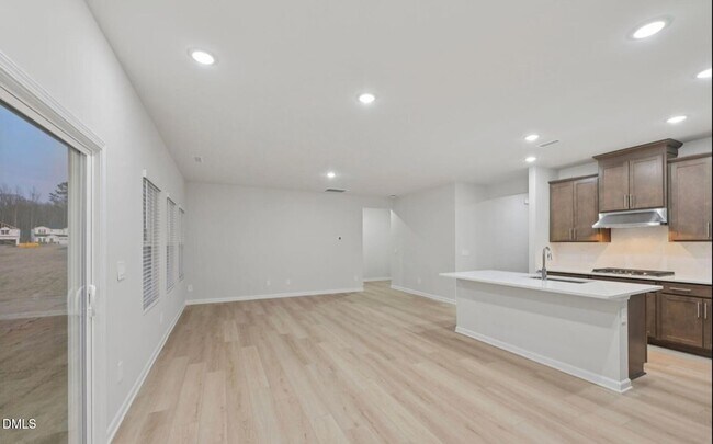 Building Photo - 540 Bridger Dr