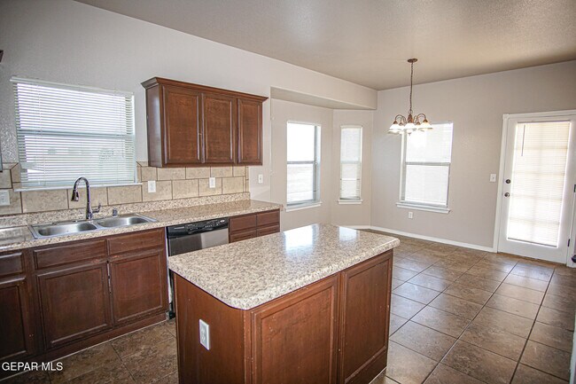 Building Photo - 5372 Guillermo Frias Ln