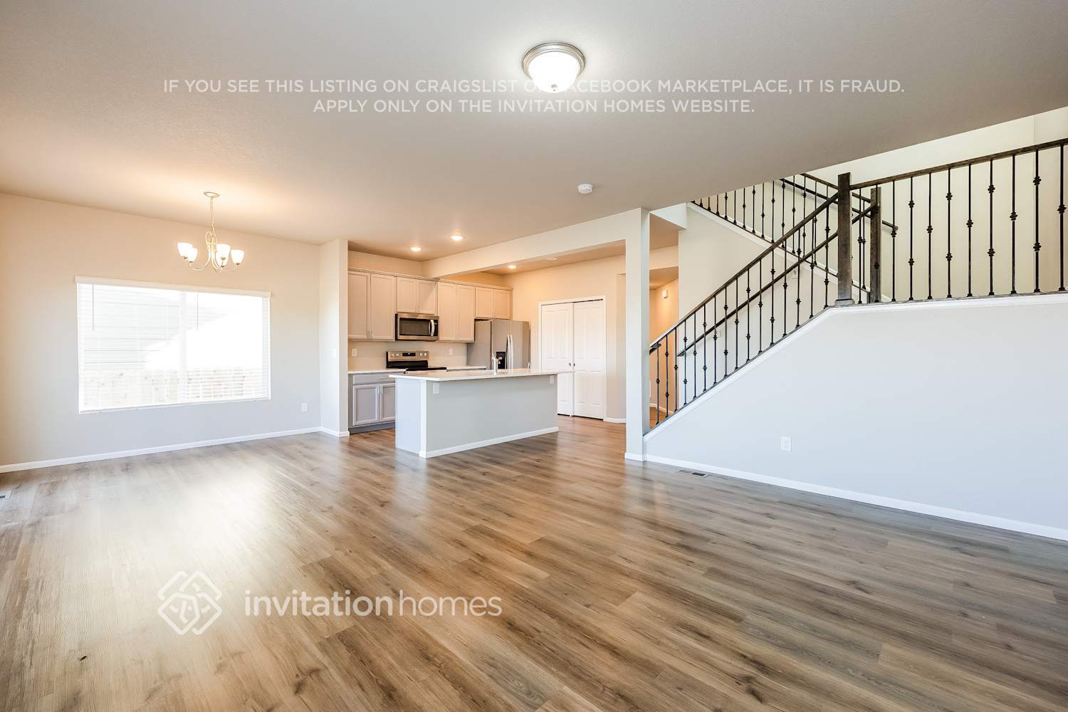 Building Photo - 11137 House Finch Ln