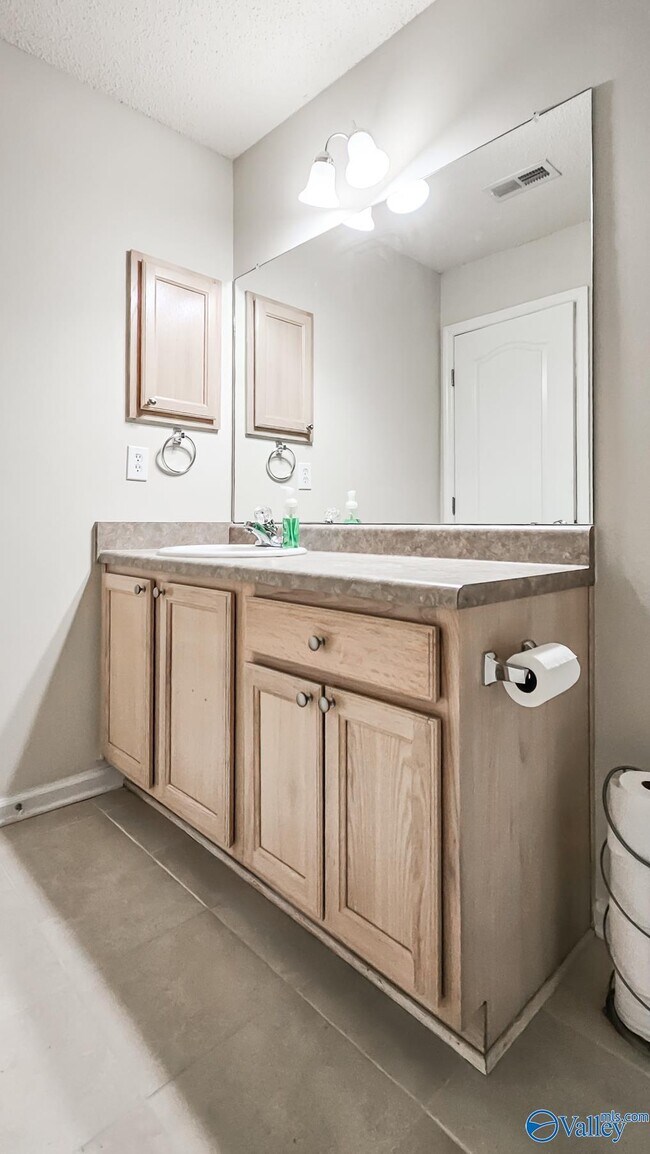 Building Photo - 111 Artesian Ln NW