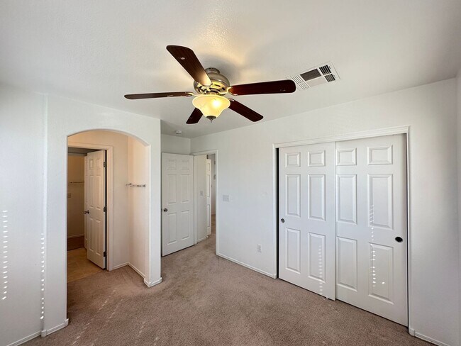 Building Photo - Lone Mountain Terraces