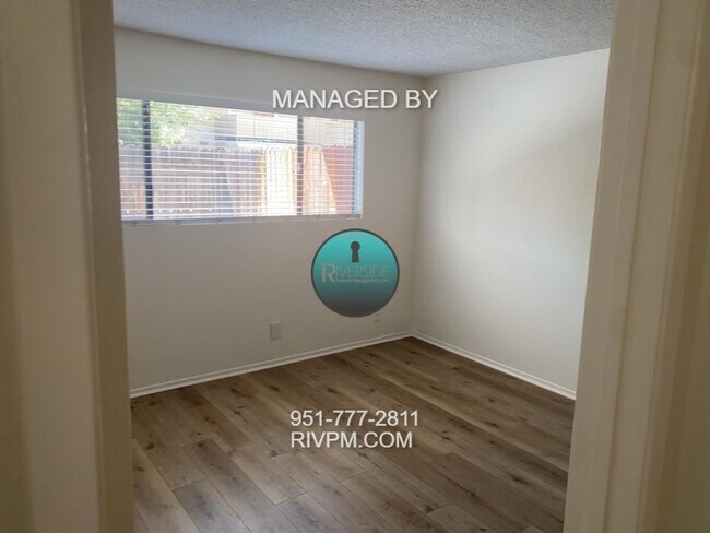 Building Photo - Spacious 2-Bedroom, 2-Bathroom Condo locat...