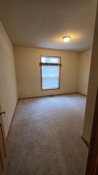 Building Photo - 7495 Shoup Rd