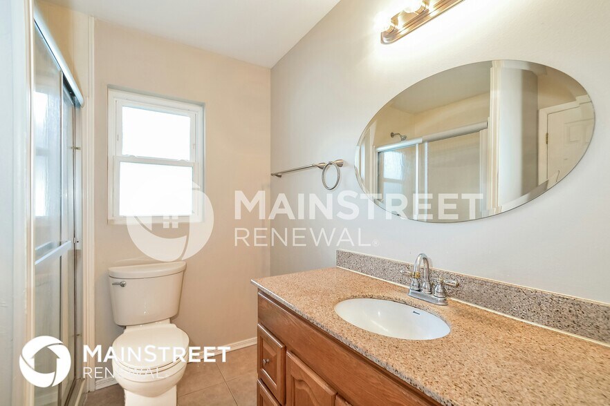 Building Photo - 326 Oceanside Ct