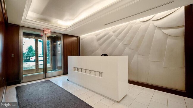 Building Photo - 955 26th St NW