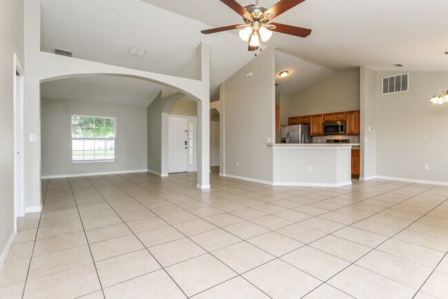 Building Photo - 803 Halifax Dr