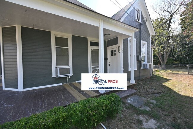 Building Photo - 608/610 S Bonner St