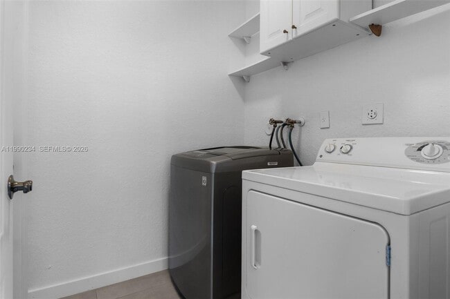 Building Photo - 9264 SW 209th Terrace