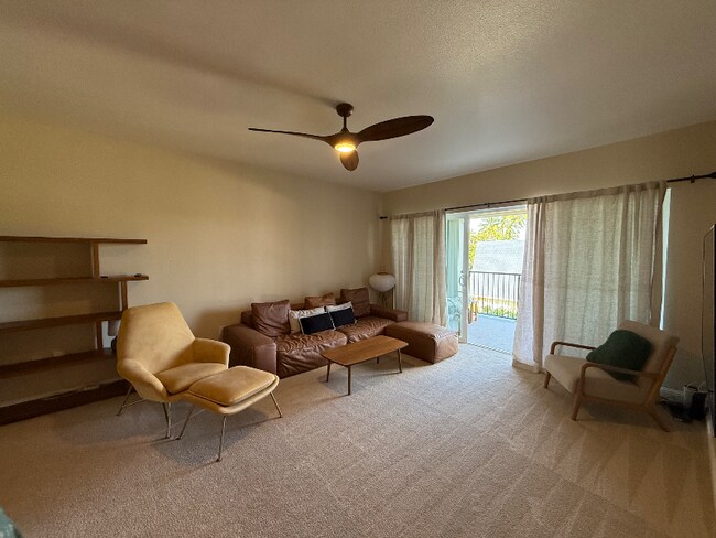 Building Photo - 361 Kailua Rd