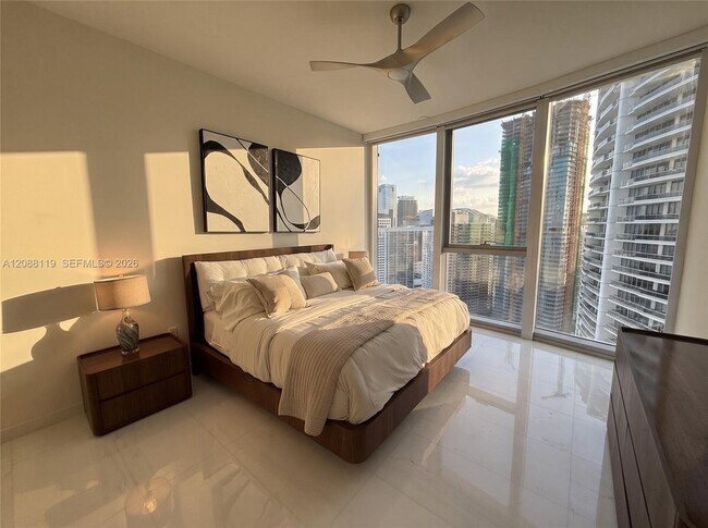 Building Photo - 300 Biscayne Blvd Way