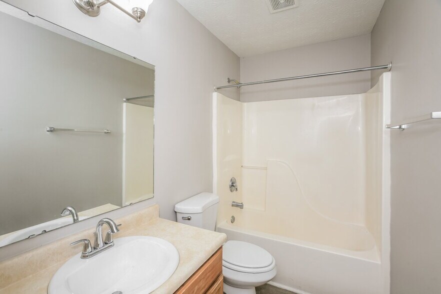 Building Photo - 1193 Sunkiss Ct