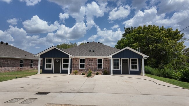 406 Lake Lamond - 406 Lake Lamond Rd