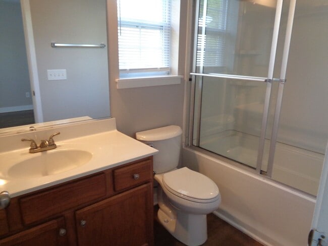 Building Photo - One Level House for Rent-Clemmonsville Rd. Area