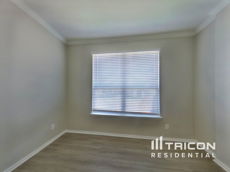 Building Photo - 6258 Ozona Mill