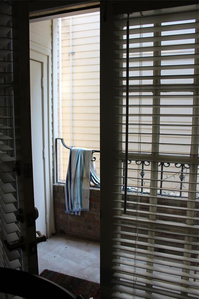 Building Photo - 2801 Rio Grande St