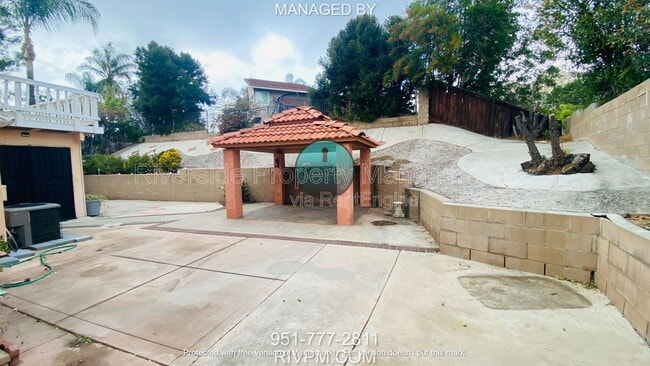 Building Photo - 23972 Creekwood Dr