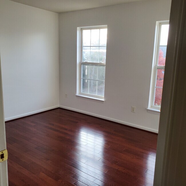 Building Photo - 22045 Chelsy Paige Sq