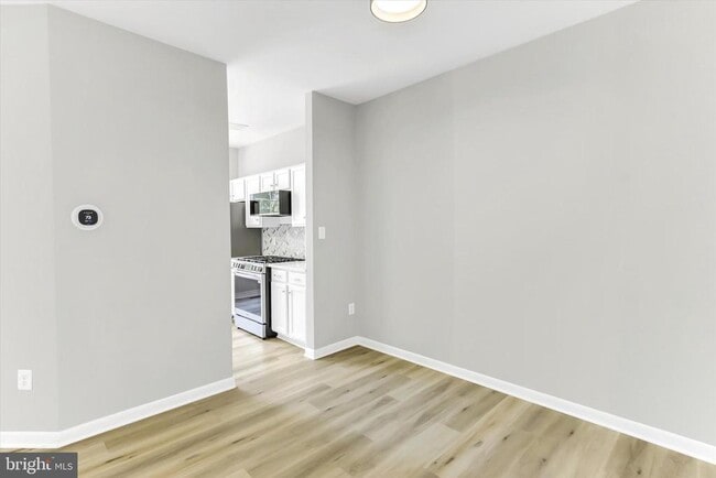 Building Photo - 9411 Royal Bonnet Terrace