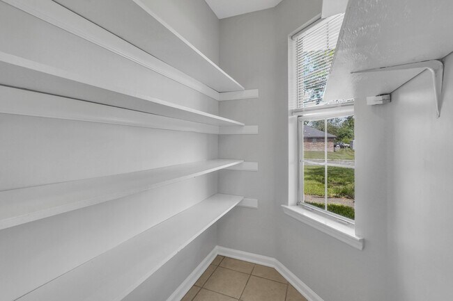 Building Photo - 734 Timber Ridge Trail