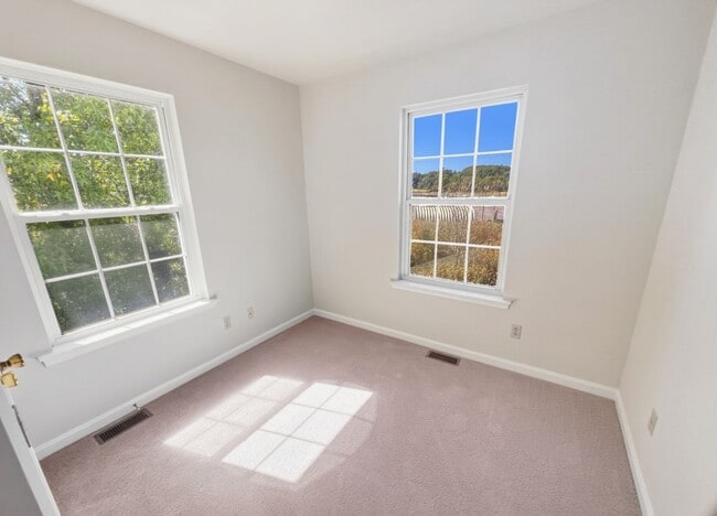 Building Photo - 3615 Harbor Rd