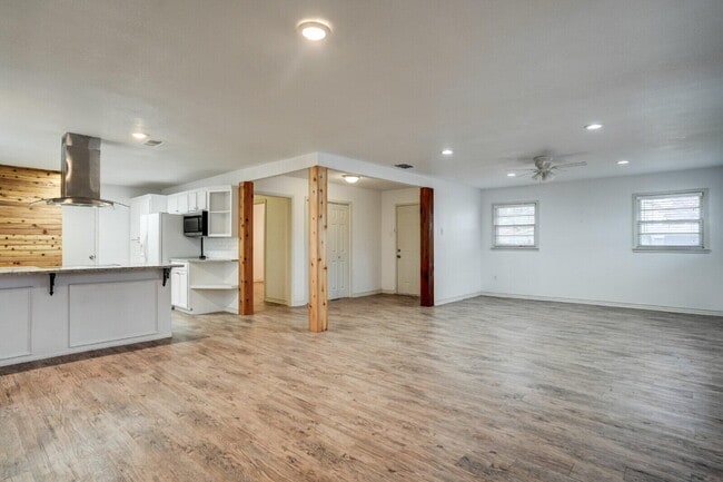 Building Photo - 2826 54th St