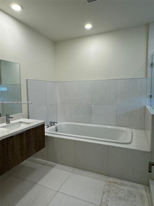 Building Photo - 10376 NW 76th Terrace