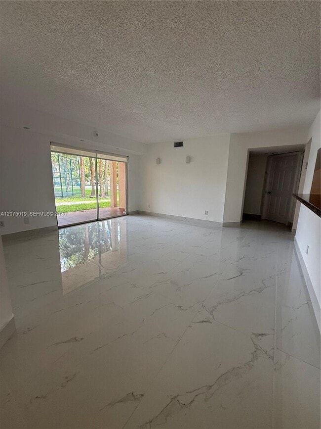 Building Photo - 15781 SW 106th Terrace