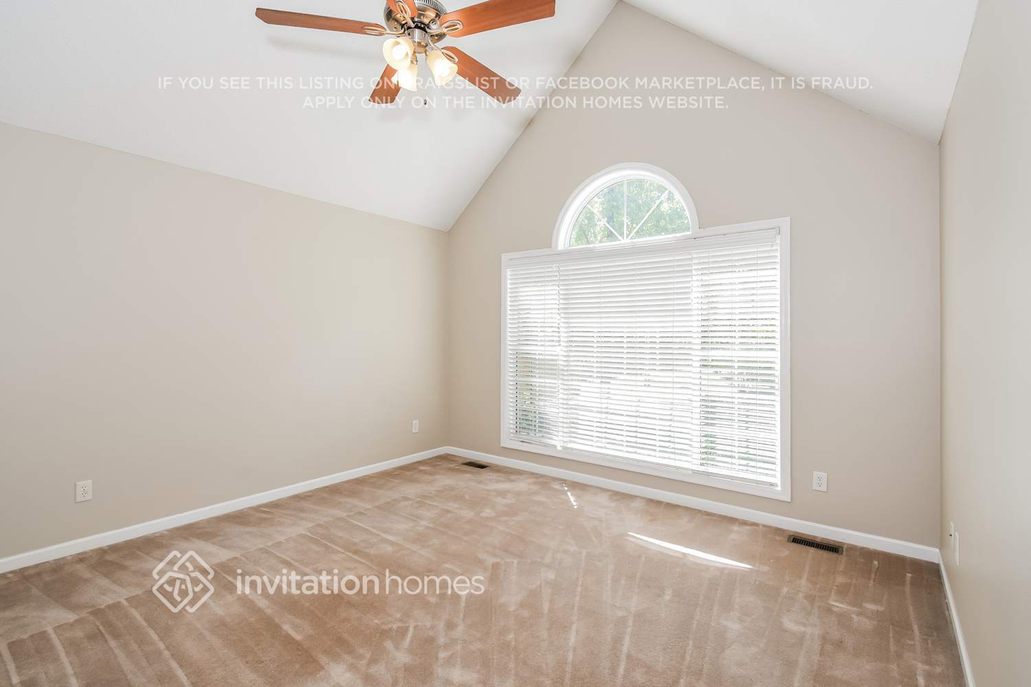 Building Photo - 110 Kenwood Dr