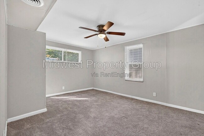 Building Photo - 191 Bascom Dr
