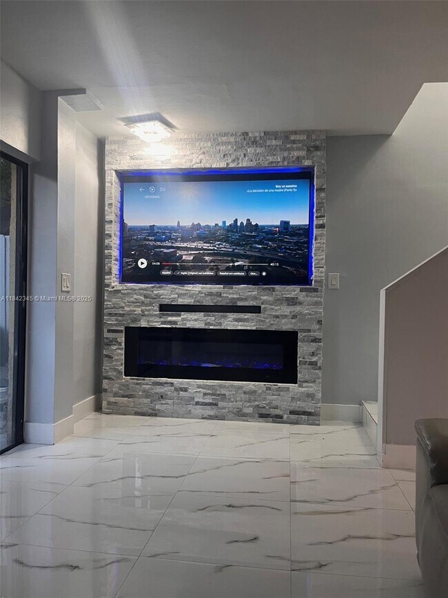 Building Photo - 6345 SW 138th Ct