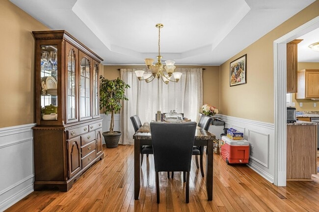 Building Photo - 4317 Saron Dr