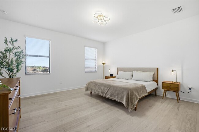 Building Photo - 14303 Pine Lodge Ln