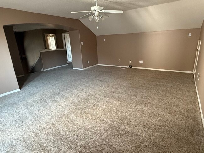 Building Photo - 2211 Cambridge Dale Ct