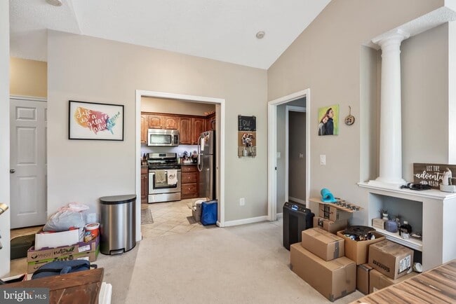 Building Photo - 14301 Grape Holly Grove