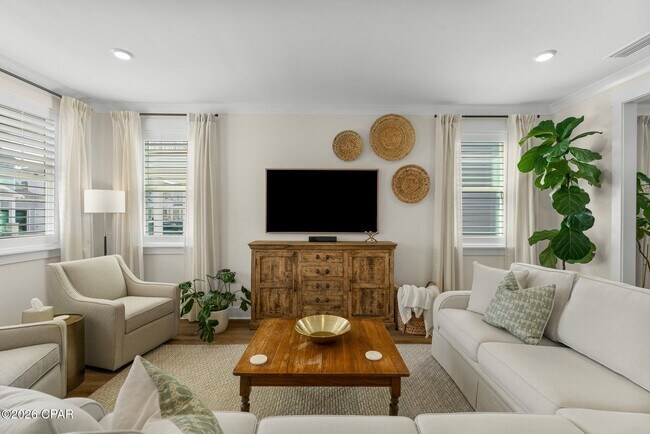 Building Photo - 1663 Rushes Ave