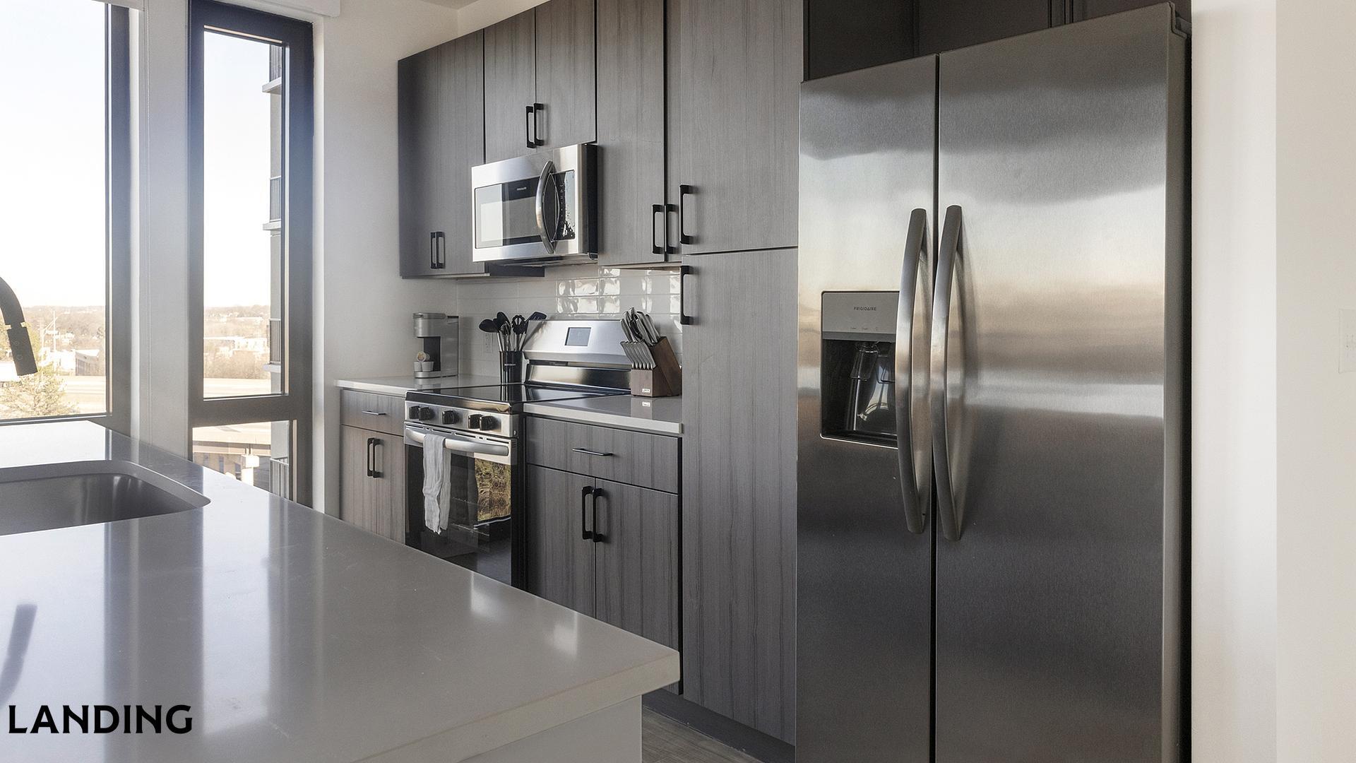 Building Photo - 1007 S Mint St