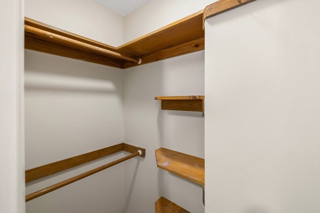 Building Photo - 1300 Windward Cir