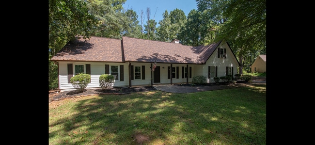 Building Photo - 42 7 Pines Cir