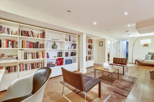 Building Photo - INCREDIBLE 6BR Home in Cabin John. Priced ...