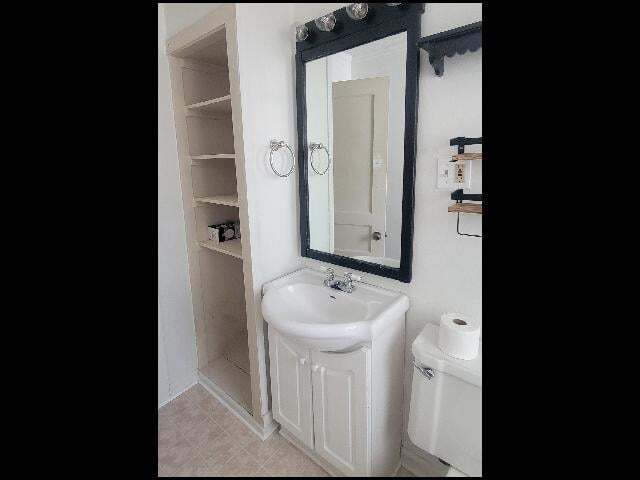 Building Photo - 1705 Lilac Cir